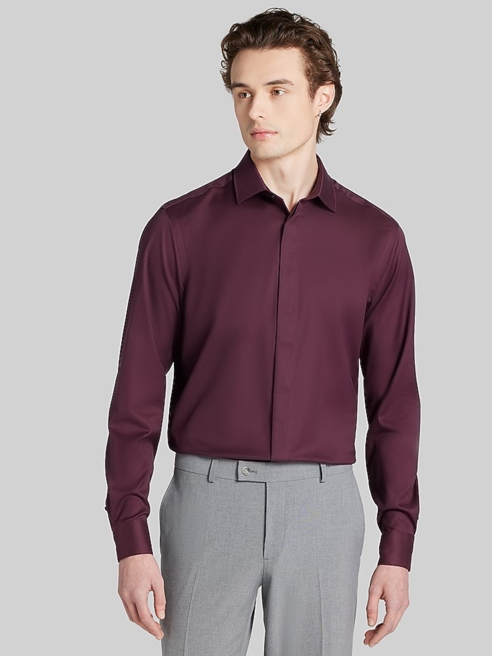NWOT Slim Fit Burgundy Men’s Button Down LS Size 17.5 34/35